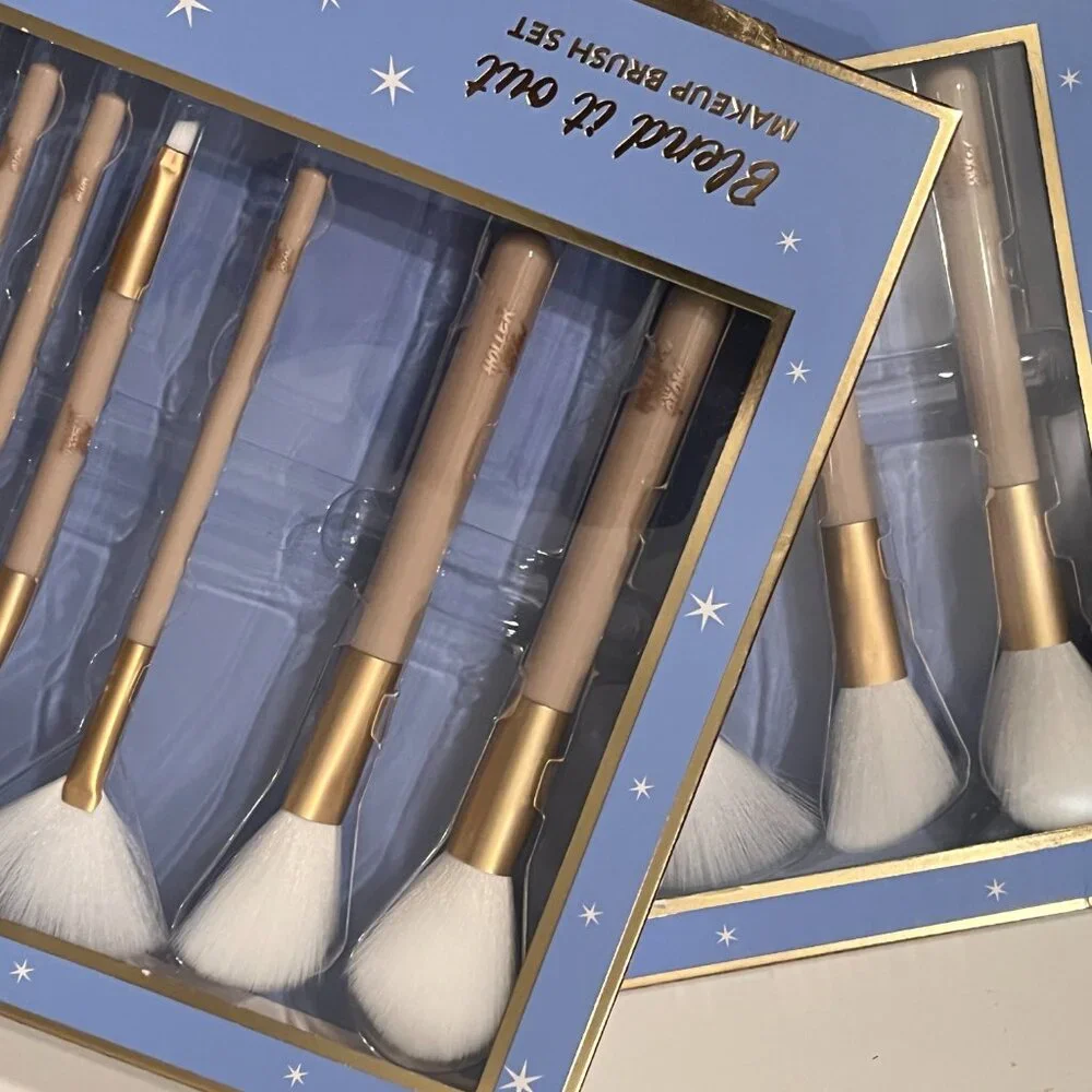 Blending Make Up‎ Brushes. (2 sets / 7 brushes in a set) (NEW) (h/x)